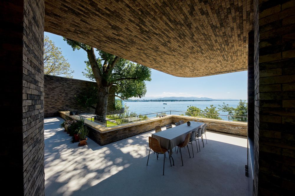 Wohnhaus in Lochau mit Handform-Verblend-Ziegel von FaBö