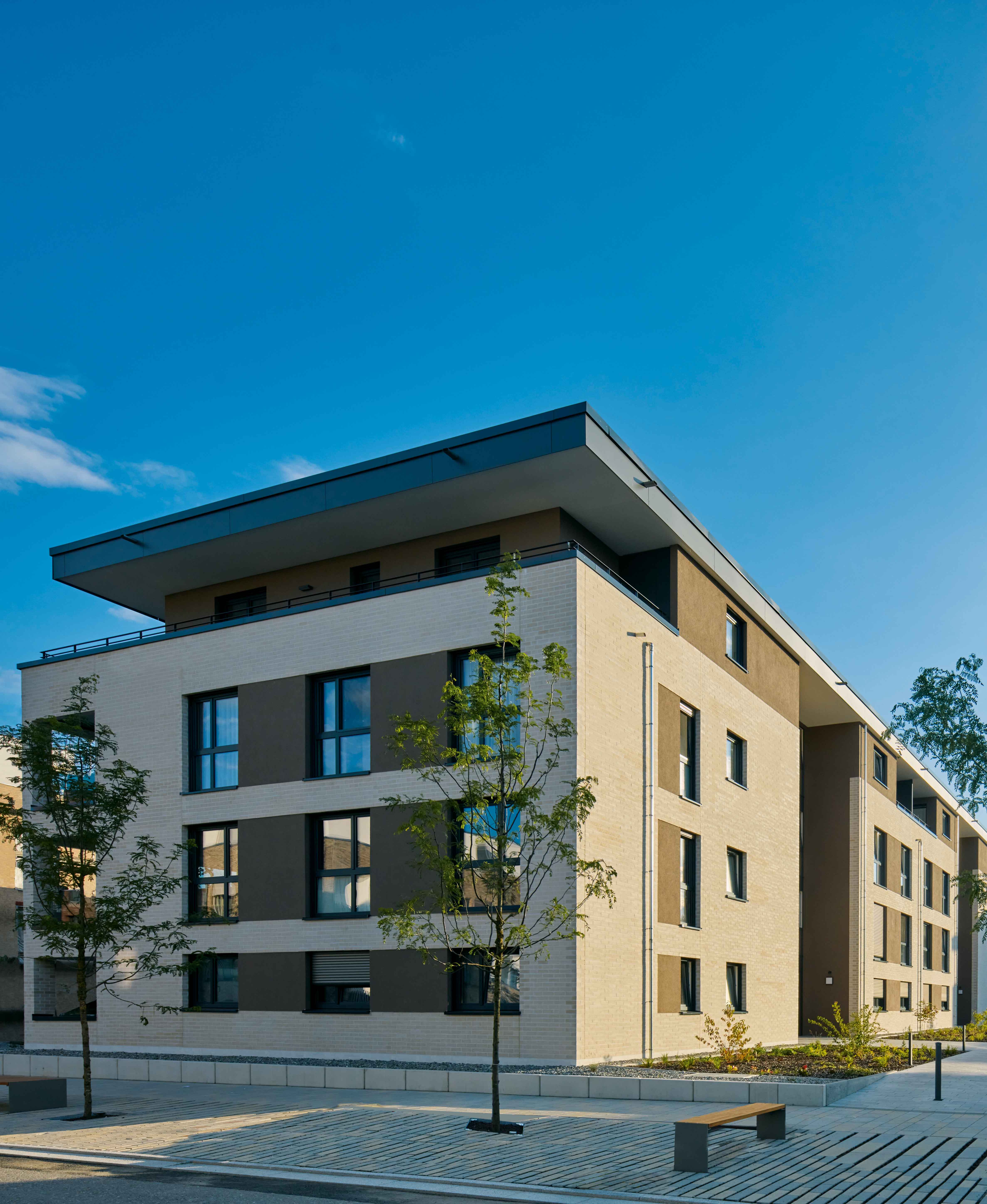 Wohngebäude in Salem mit Riemchen von FaBö