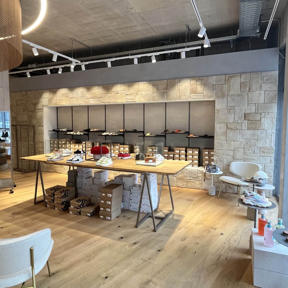 Geschäft in Balingen mit Mathios Stone von FaBö