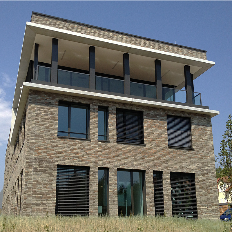 Bürogebäude in Tübingen mit Wasserstrich-Verblend-Ziegel von FaBö