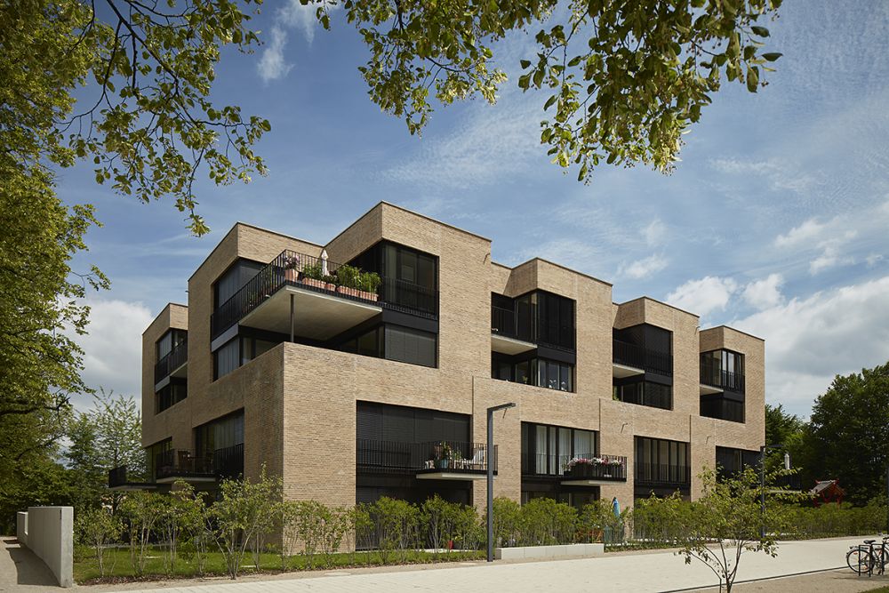 Wohnanlage Pallotinerorden in Freising mit Wasserstrich-Verblend-Ziegel von FaBö