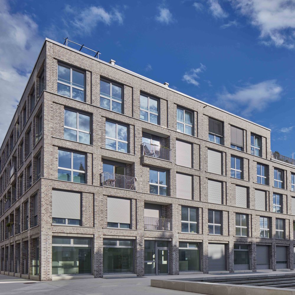 Wohnanlage in Regensburg mit Riemchen von FaBö