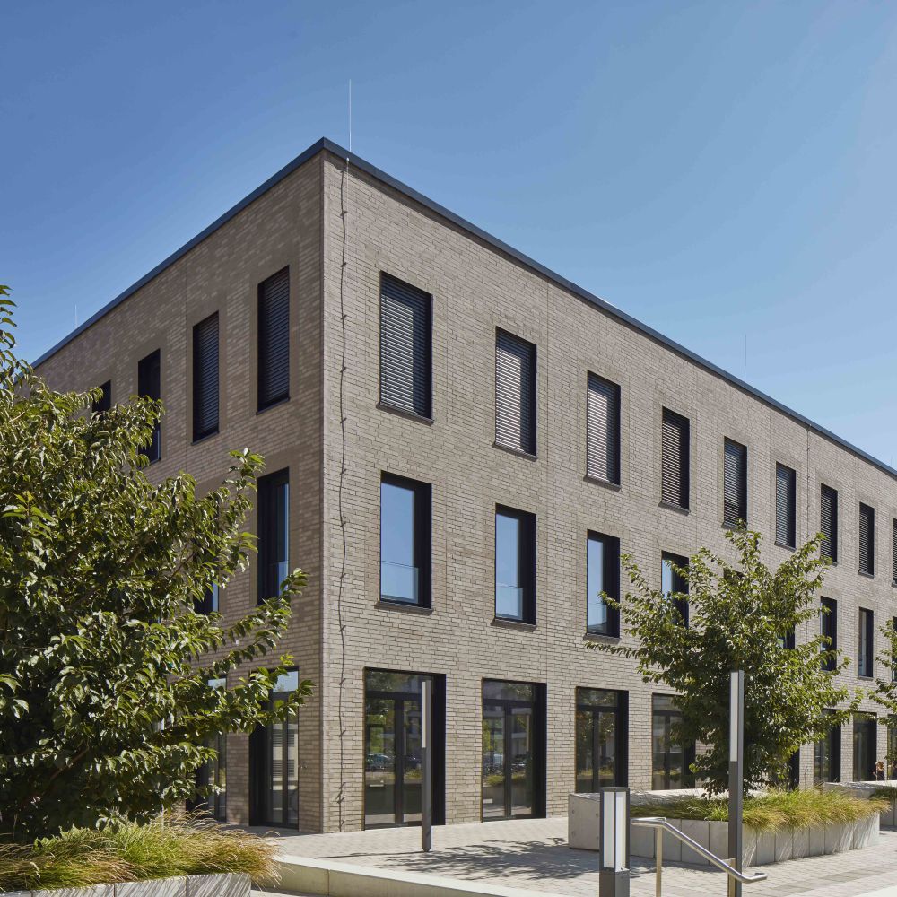 Medizinisches Versorgungszentrum in Landau mit Riemchen von FaBö