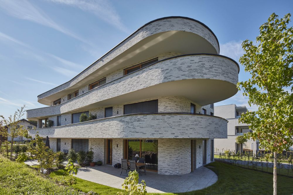 Wohnhaus in Wolfurt mit Handform-Verblend-Ziegel von FaBö