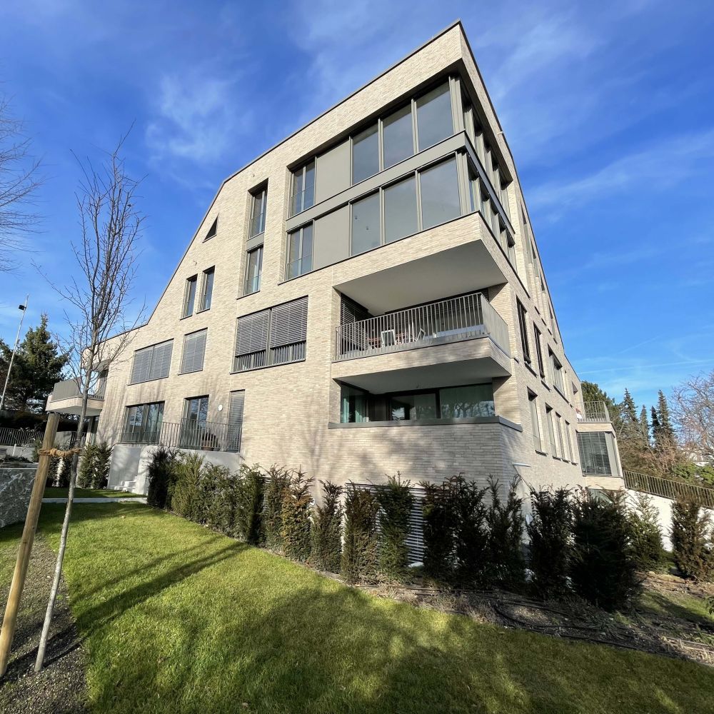 Wohngebäude in Stuttgart mit Wasserstrich-Verblend-Ziegel von FaBö