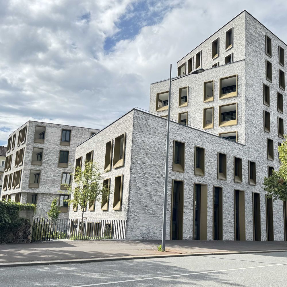Wohnanlage in Dornbirn mit Handform-Verblend-Ziegel von FaBö