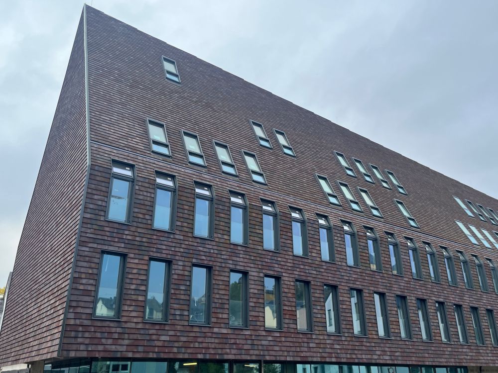 Rathaus in Montabaur mit keramischen Fassadenplatten von FaBö