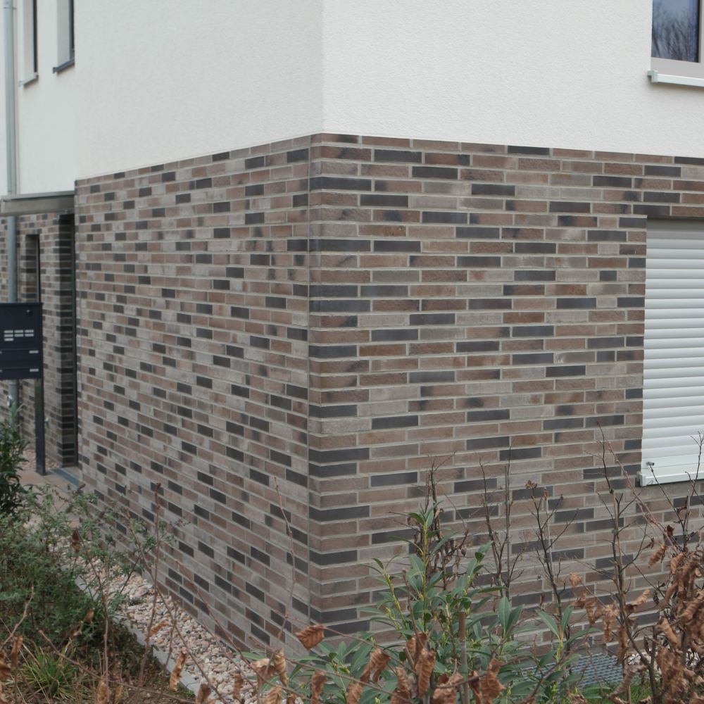 Wohnanlage in Wiesbaden mit Riemchen von FaBö