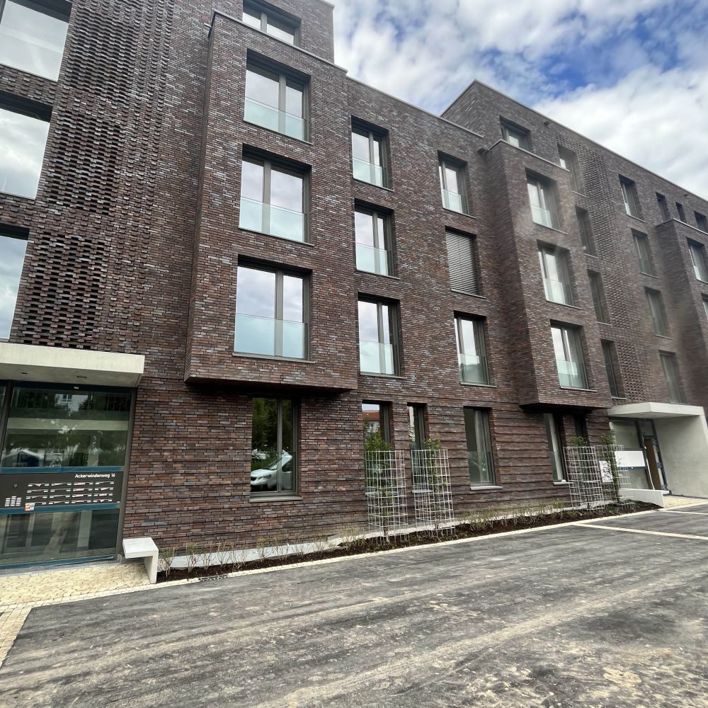 Wohngebäude in Ulm mit Wasserstrich-Verblend-Ziegel von FaBö