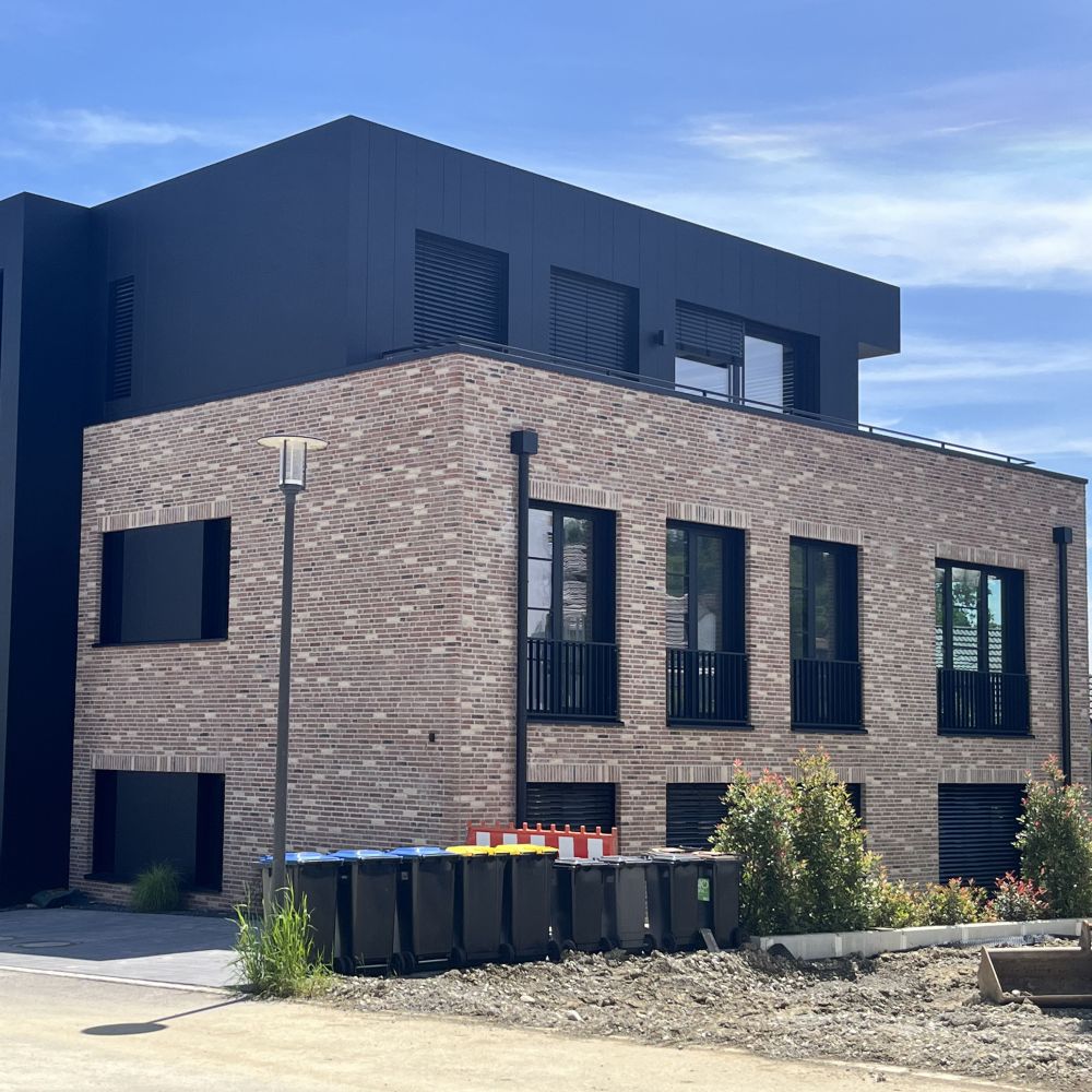 Mehrfamilienhaus in Ravensburg mit Handform-Verblend-Ziegel von FaBö