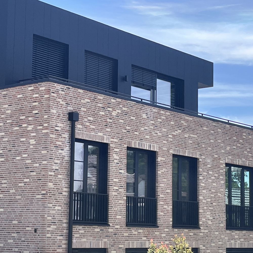 Mehrfamilienhaus in Ravensburg mit Handform-Verblend-Ziegel von FaBö