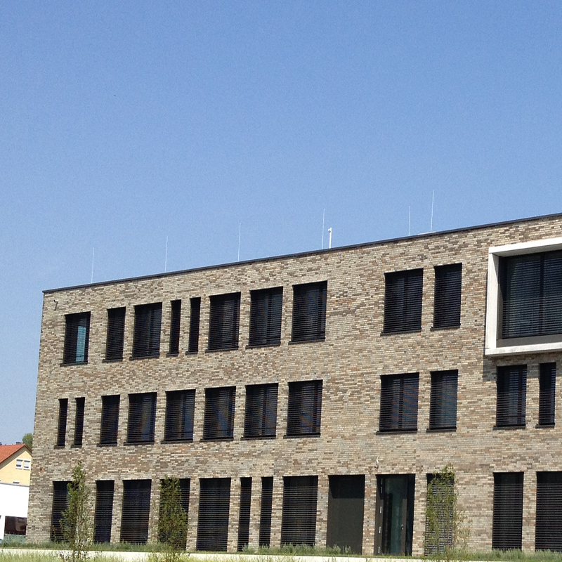 Kanzleigebäude in Tübingen mit Wasserstrich-Verblend-Ziegel von FaBö