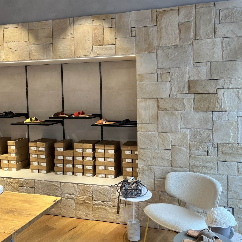 Geschäft in Balingen mit Mathios Stone von FaBö