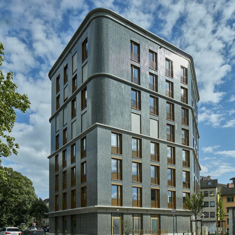 Wohngebäude in Bremen mit Glasur-Keramik / 3D-Keramik von FaBö