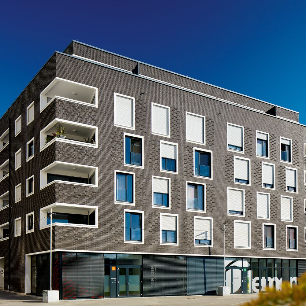 Wohngebäude in Ulm mit Riemchen von FaBö