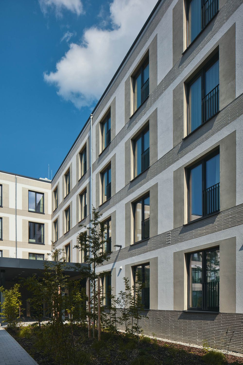 Hilton Garden Inn in Feldkirchen mit Riemchen von FaBö