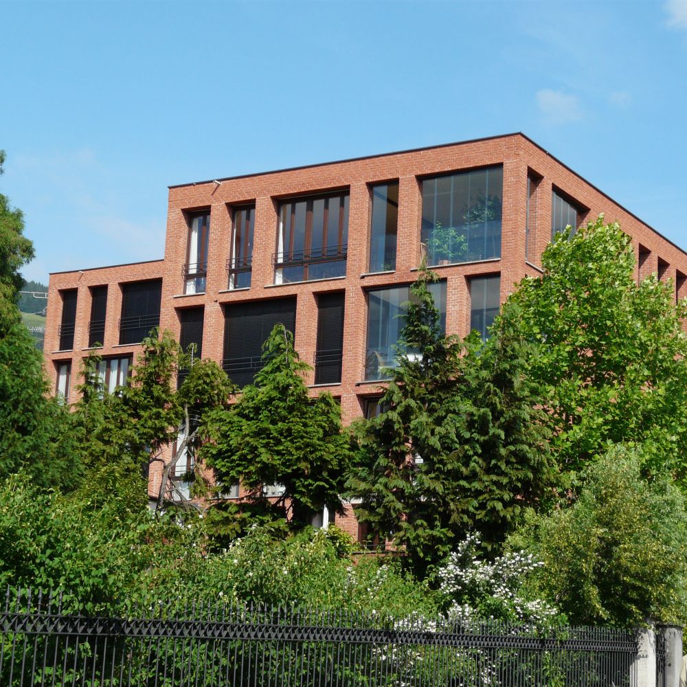 Wohngebäude in Dornbirn mit Handform-Verblend-Ziegel von FaBö