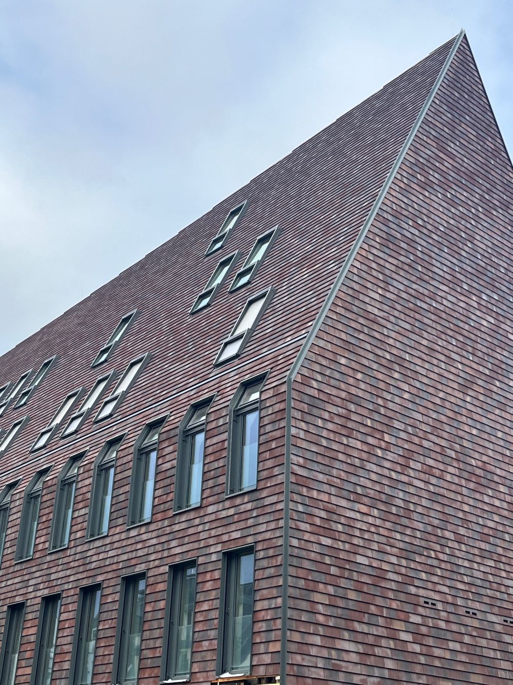 Rathaus in Montabaur mit keramischen Fassadenplatten von FaBö