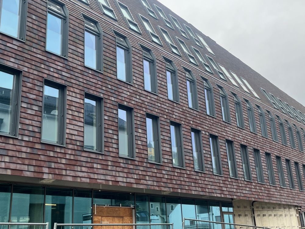 Rathaus in Montabaur mit keramischen Fassadenplatten von FaBö