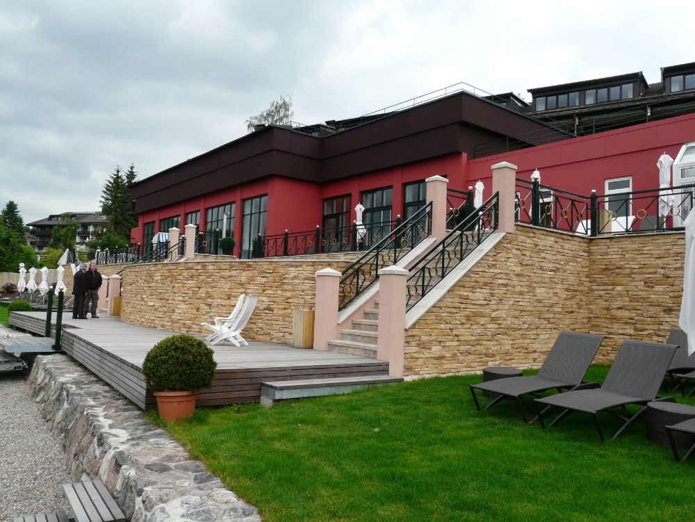 Hotel in Titisee mit Mathios Stone von FaBö