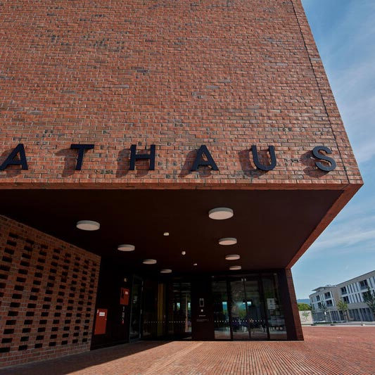 Rathaus in Salem mit Wasserstrich-Verblend-Ziegel von FaBö