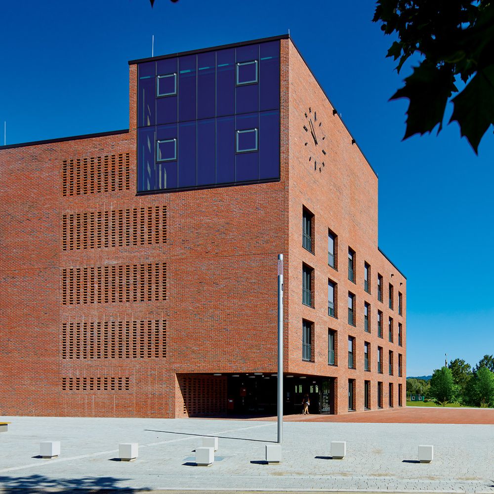 Rathaus in Salem mit Pflasterklinker von FaBö