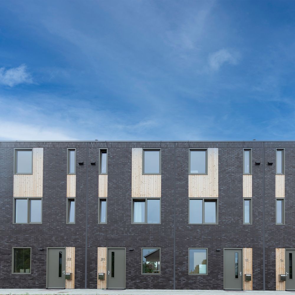 Mehrfamilienhaus in Henglo (Niederlande) mit Cradle-Brick von FaBö