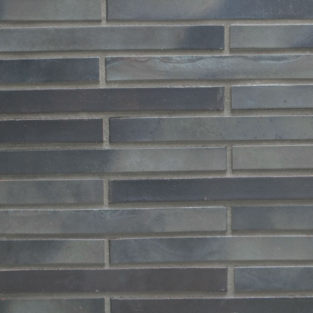 Anthrazit/schwarzer Strangpress Verblendklinker, Langformat