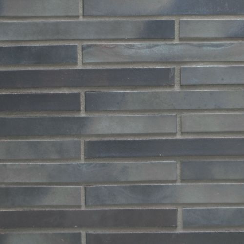 Anthrazit/schwarzer Strangpress Verblendklinker, Langformat