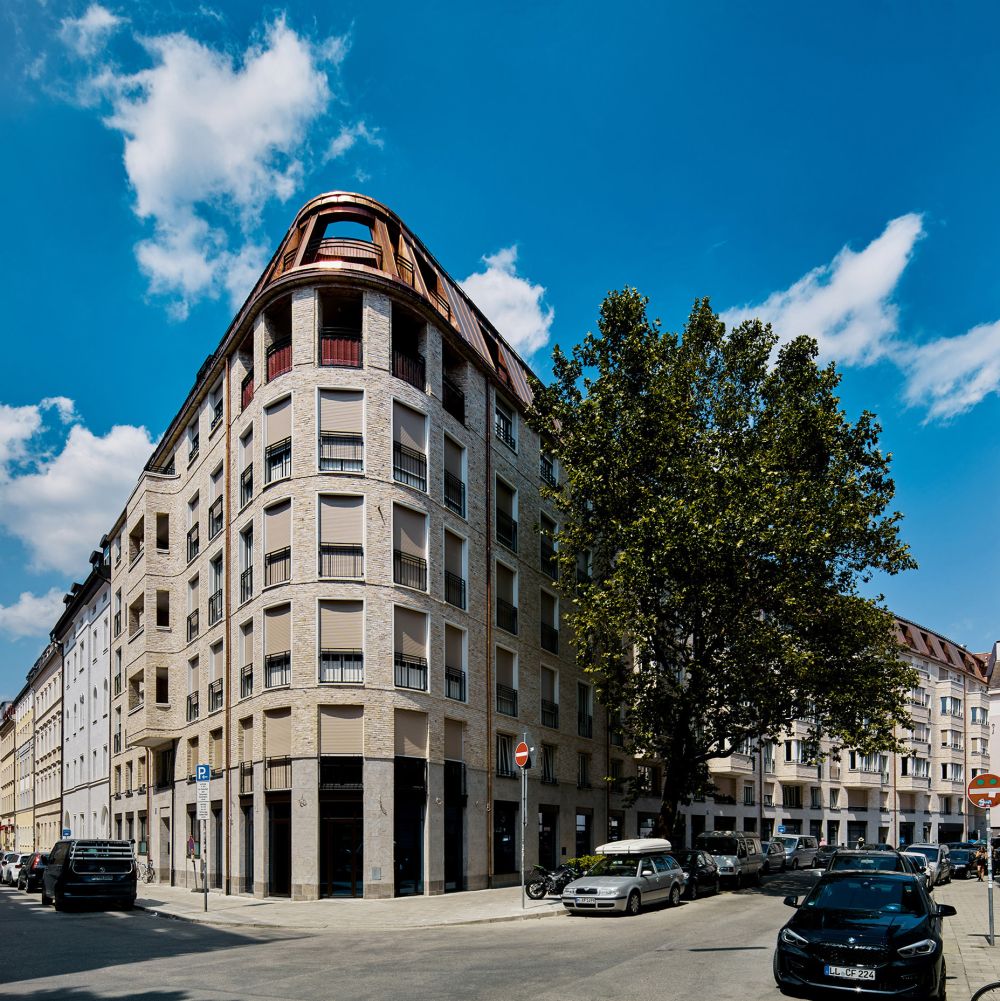 Wohngebäude in München mit Handform-Verblend-Ziegel von FaBö
