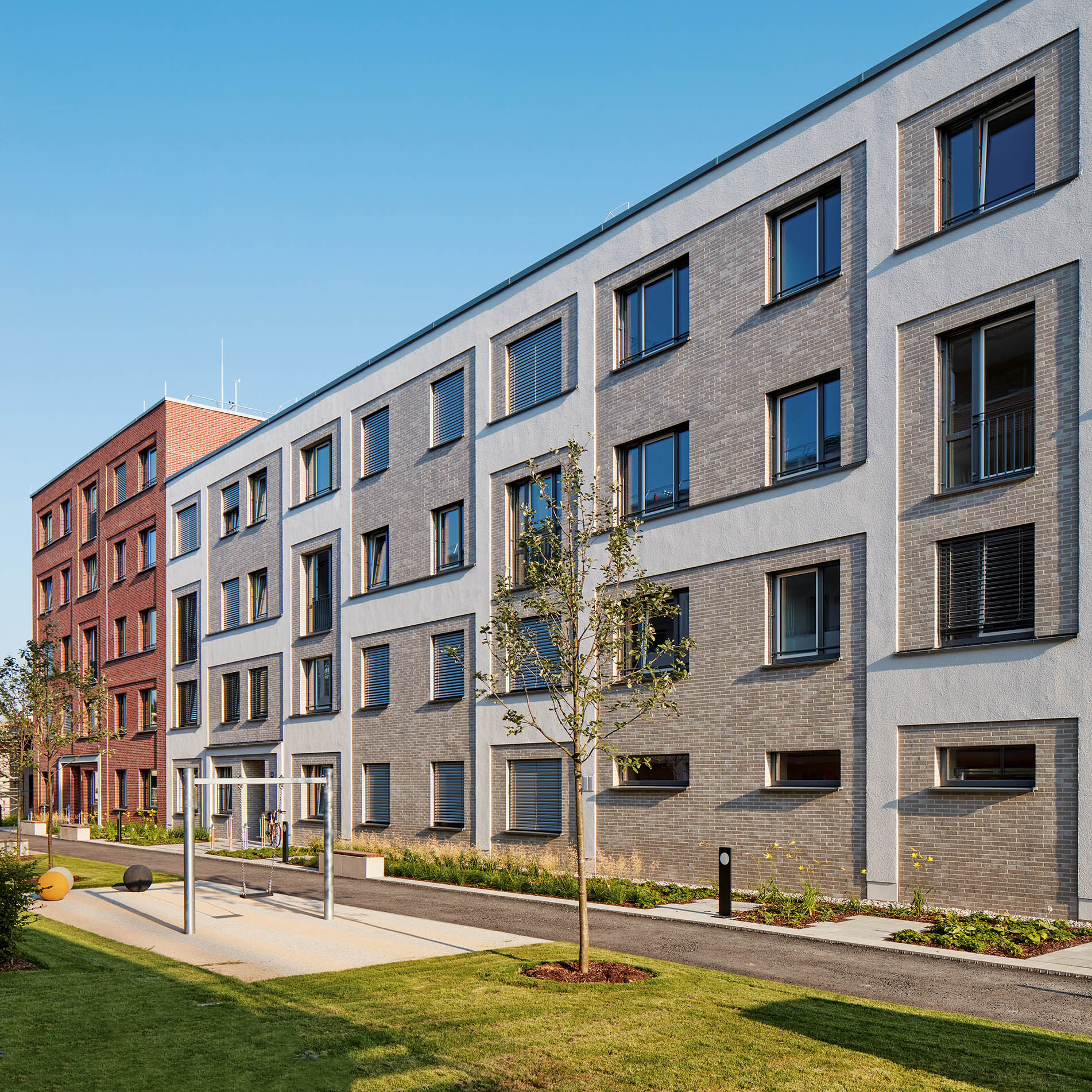 Wohnbebauung in München mit Riemchen von FaBö