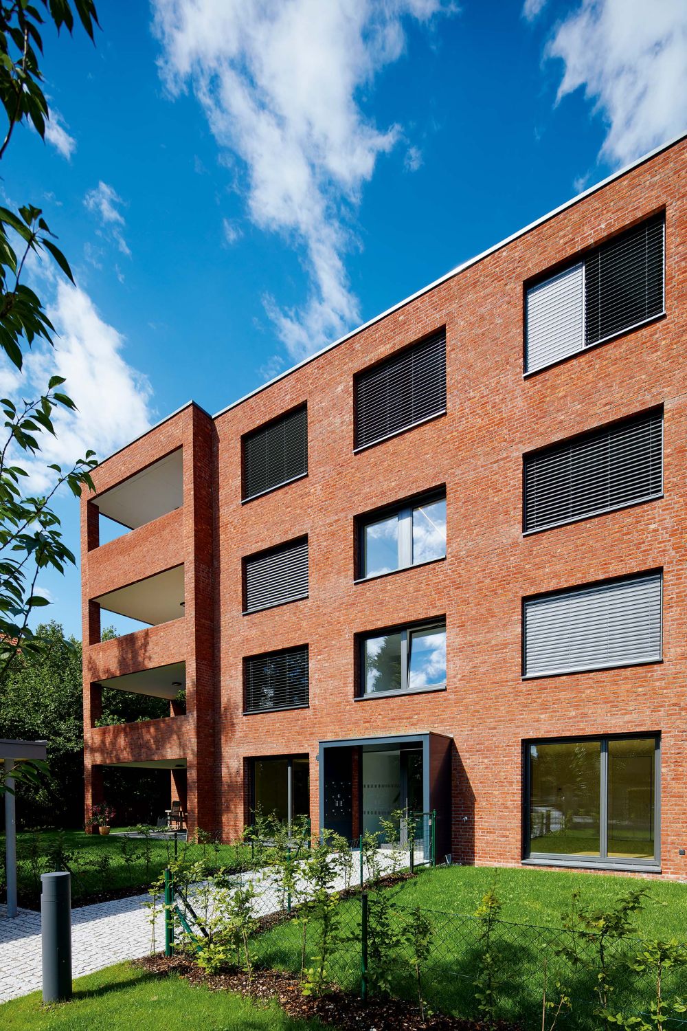 Wohnhaus in Bregenz mit Handform-Verblend-Ziegel von FaBö