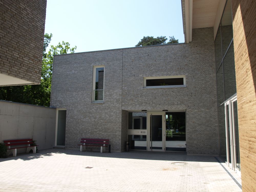 Freikirchengemeinde in Karlsruhe mit Handform-Verblend-Ziegel von FaBö