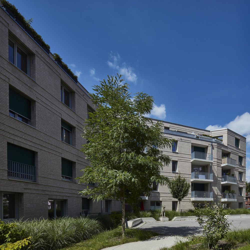 Hotel & Wohnanlage in München mit Wasserstrich-Verblend-Ziegel von FaBö