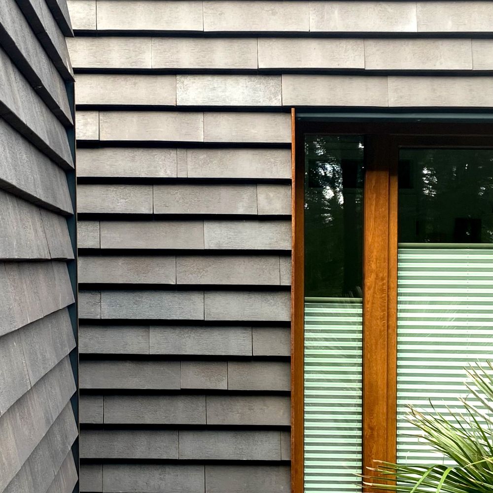 Wohnhaus im Münsterland mit keramischen Fassadenplatten von FaBö