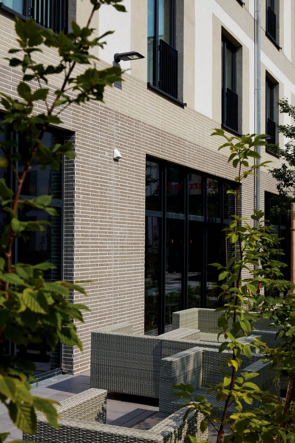 Hilton Garden Inn in Feldkirchen mit Riemchen von FaBö