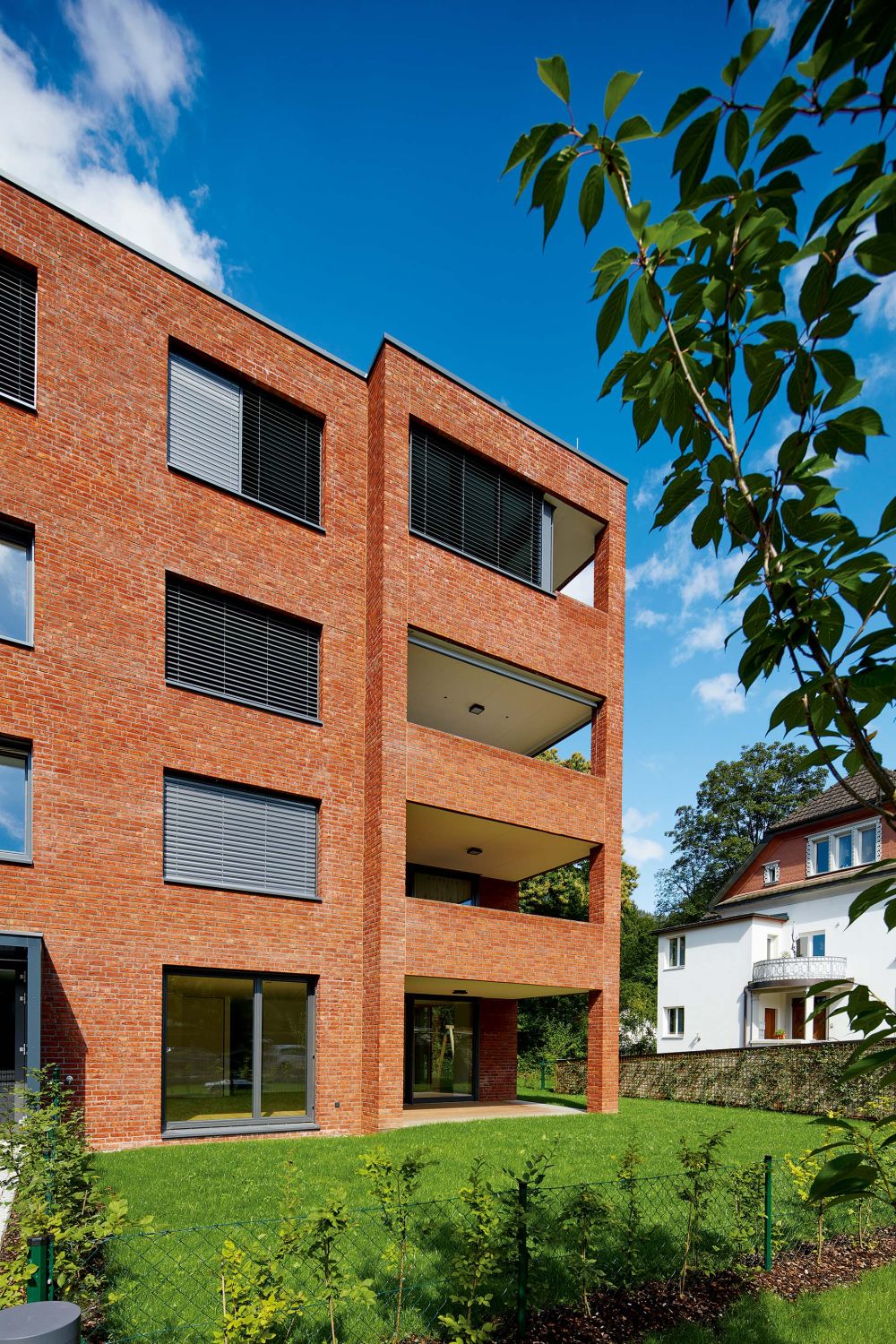 Wohnhaus in Bregenz mit Handform-Verblend-Ziegel von FaBö