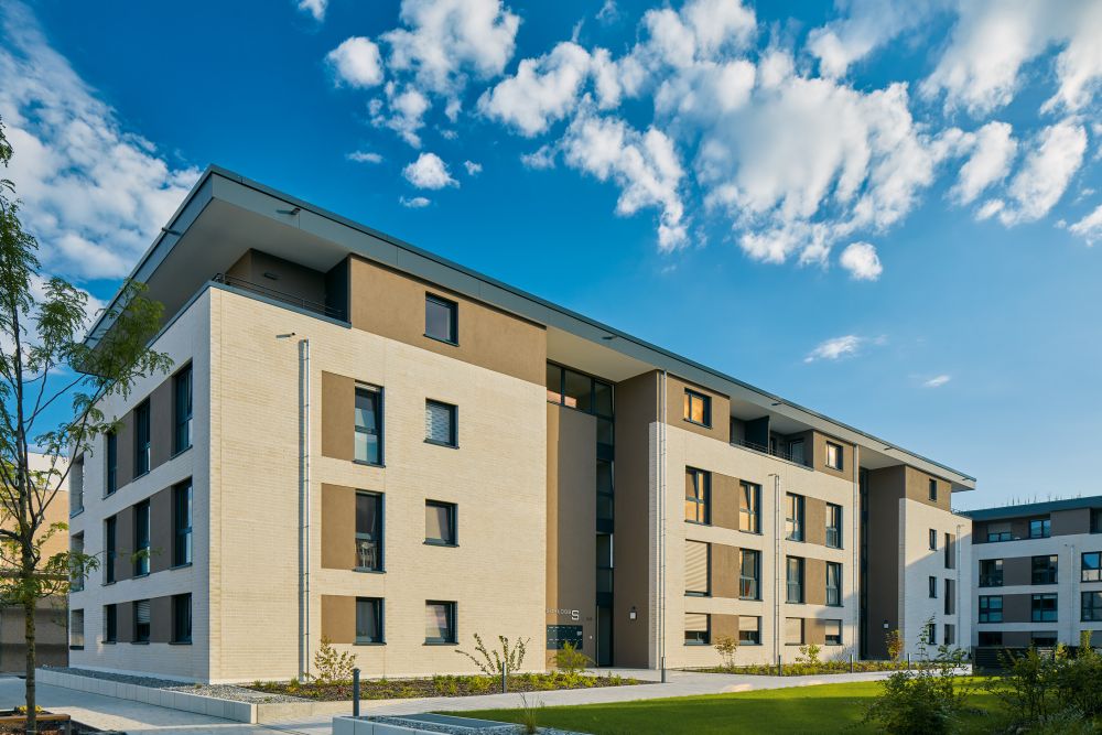 Wohngebäude in Salem mit Riemchen von FaBö